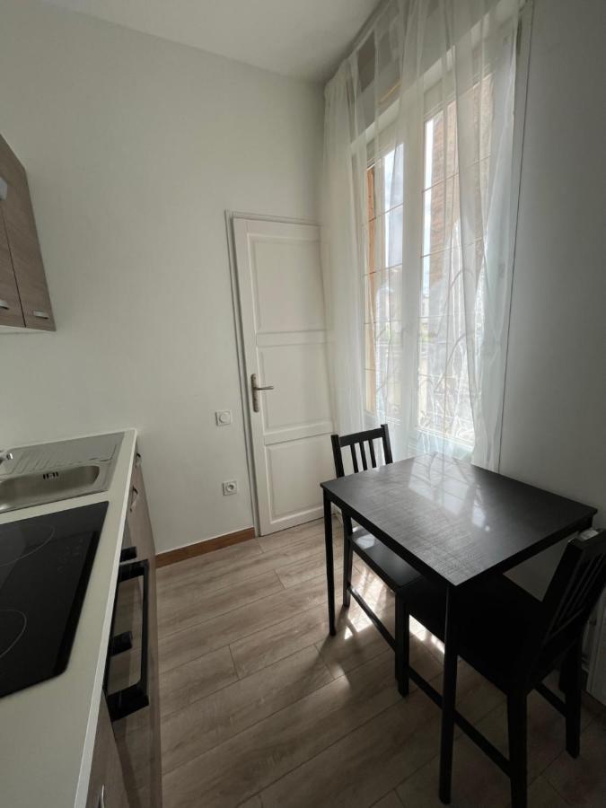 Apartamento Libergier 1G, face à la Cathédrale Reims Exterior foto